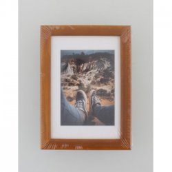 Rámeček dřevěný BELLA, ořech, 10x15 cm